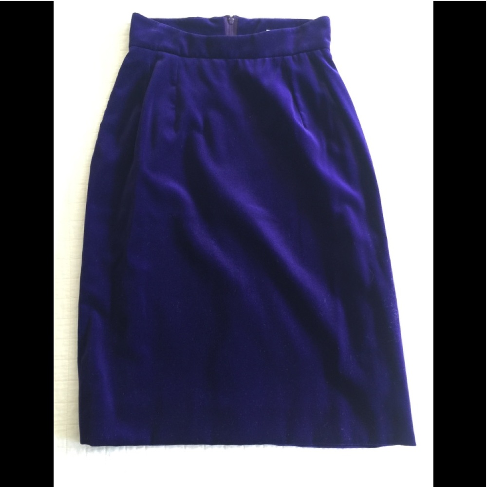 VTG Emmanuelle Khanh purple velvet straight skirt